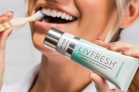 LivFresh-Cleans teeth, even while you sleep