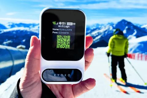Muama Ryoko™️-This Tiny Device Gives You Free Wi-Fi Access Wherever You Go